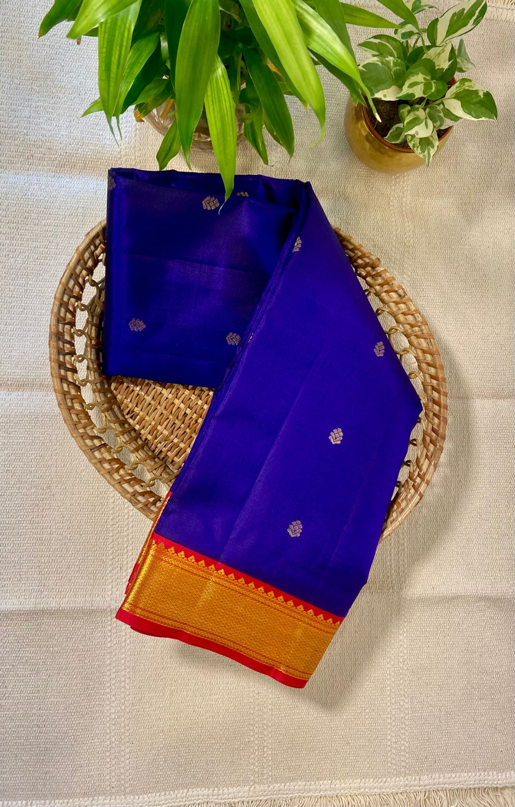 Pure Kanjivaram Silk Butta Saree