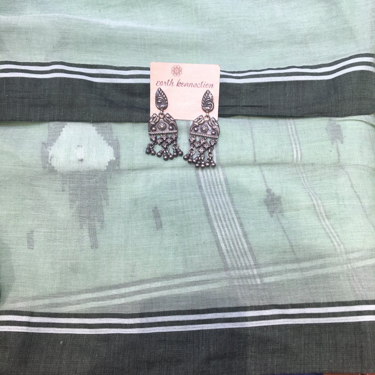 Khadi cotton jamdani saree