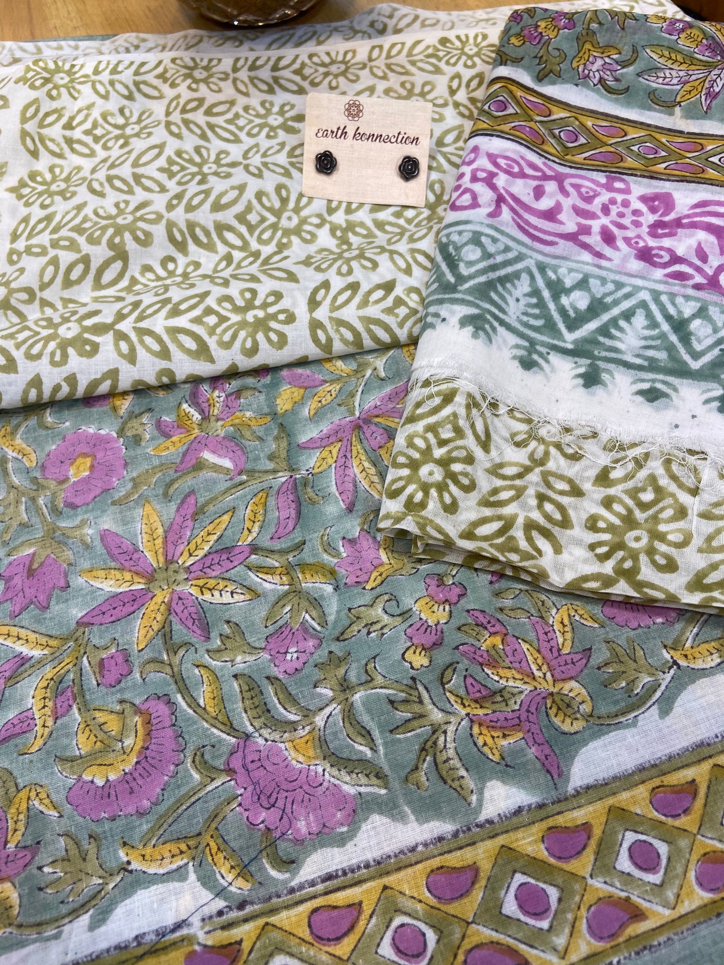 Block printed suit set