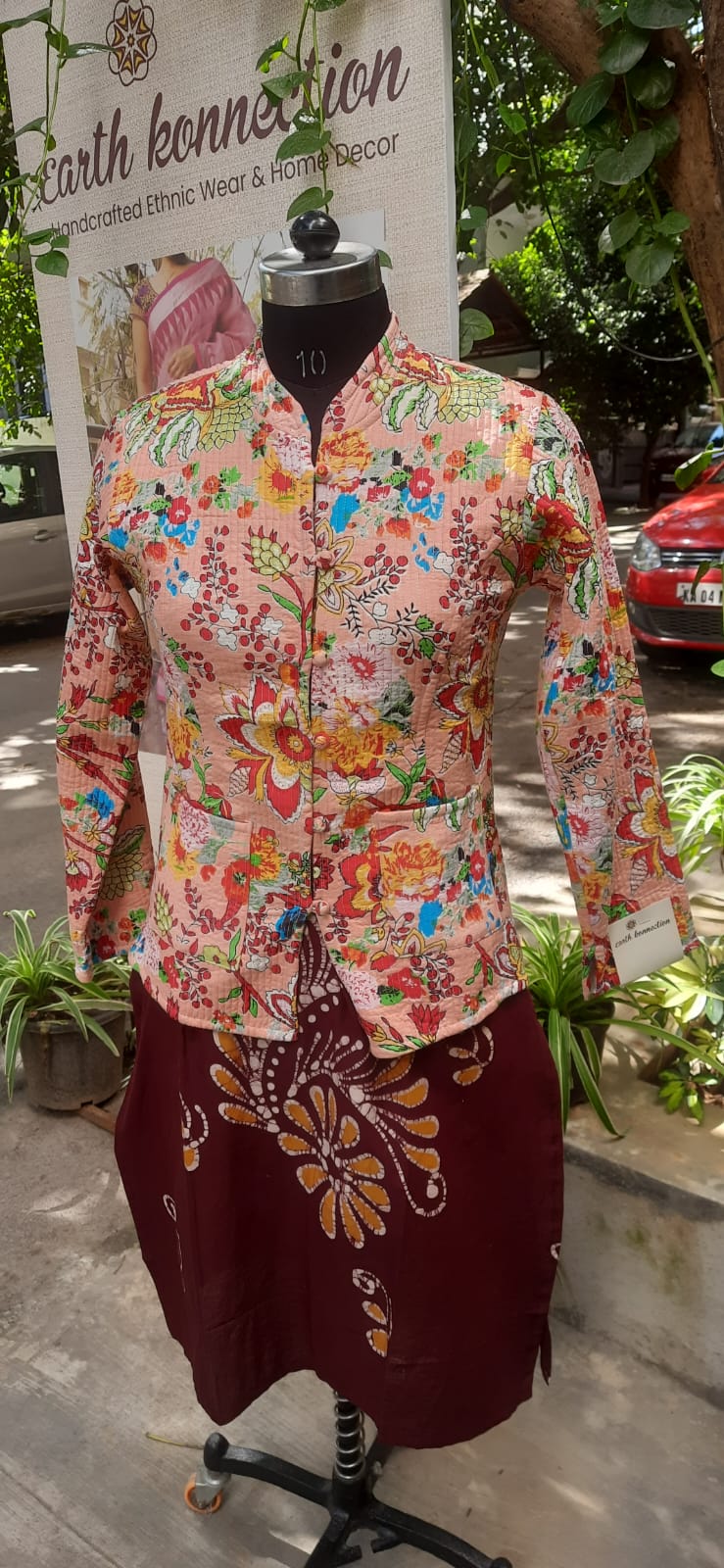 Quilted printed reversible jacket