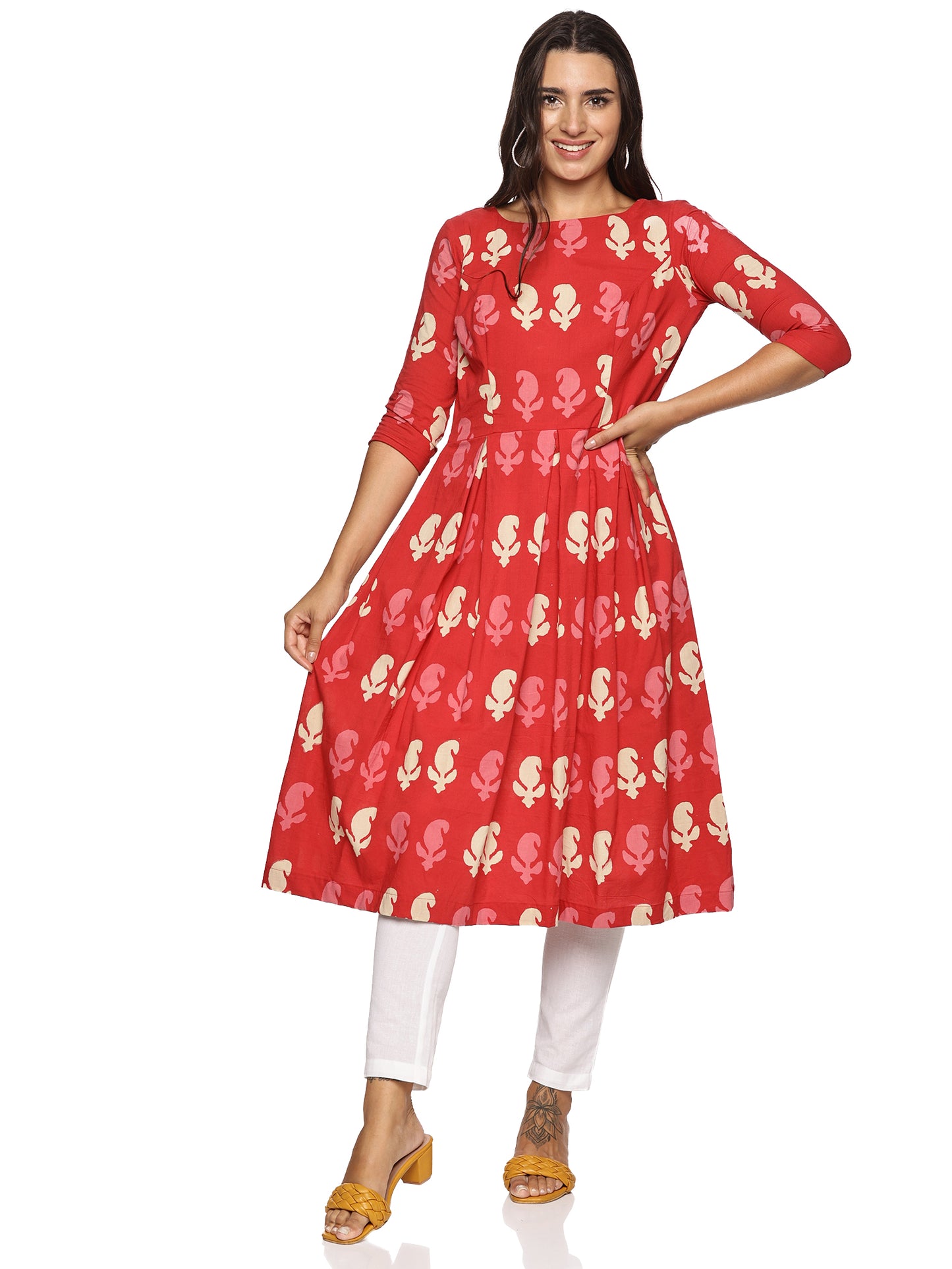 Red Kurthi
