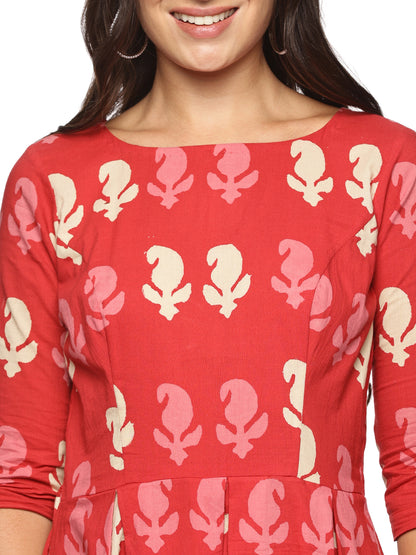 Red Kurthi