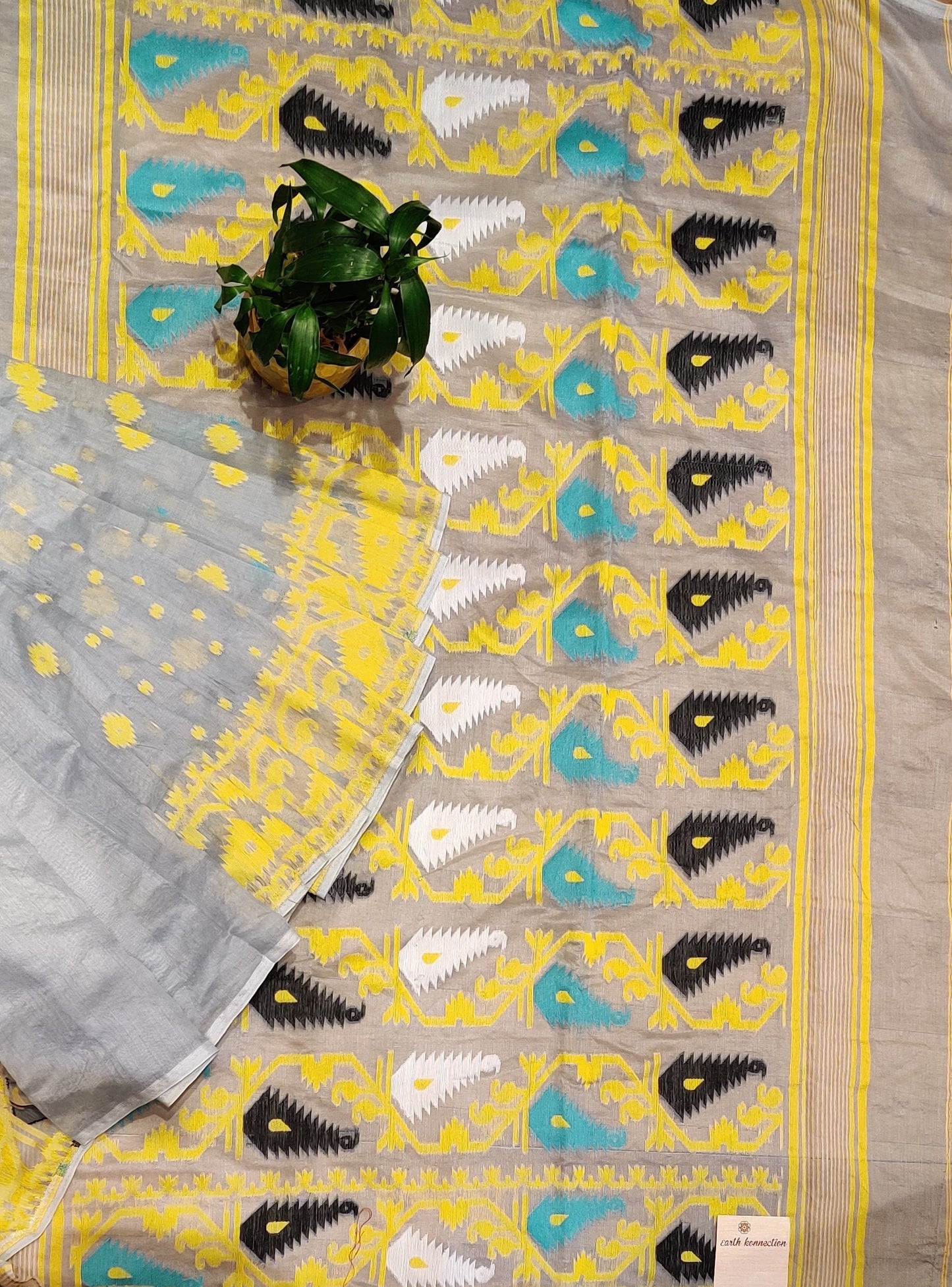 Soft Bengal cotton Jamdani saree