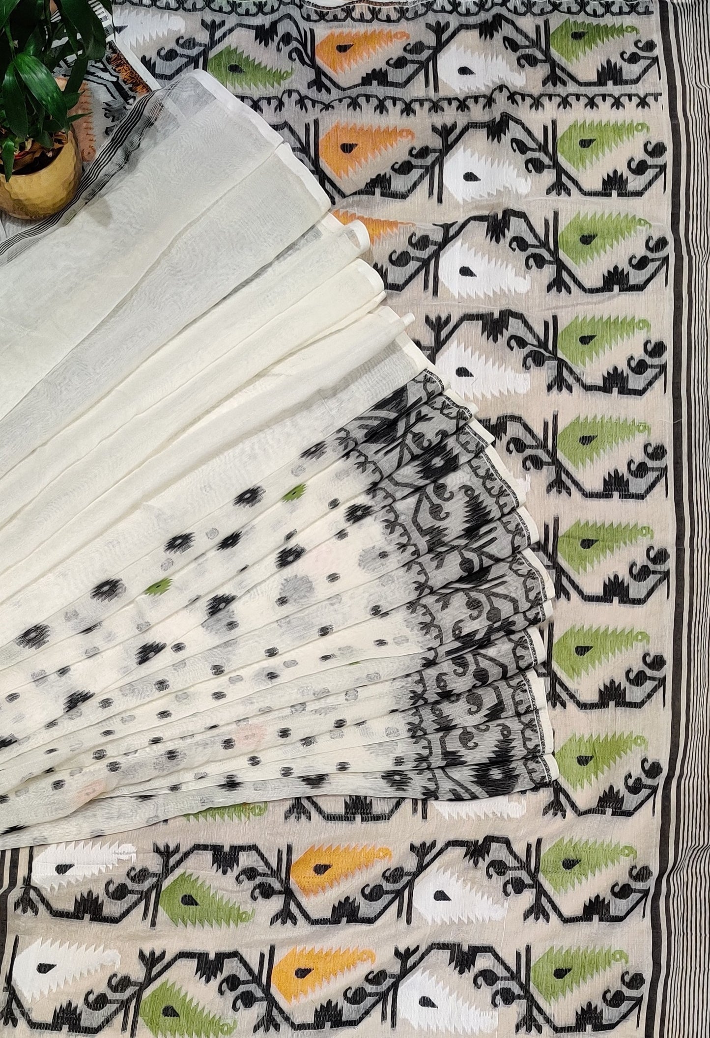 Soft Bengal cotton Jamdani saree