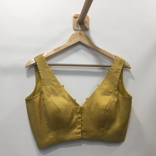 Princess cut blouse with padded