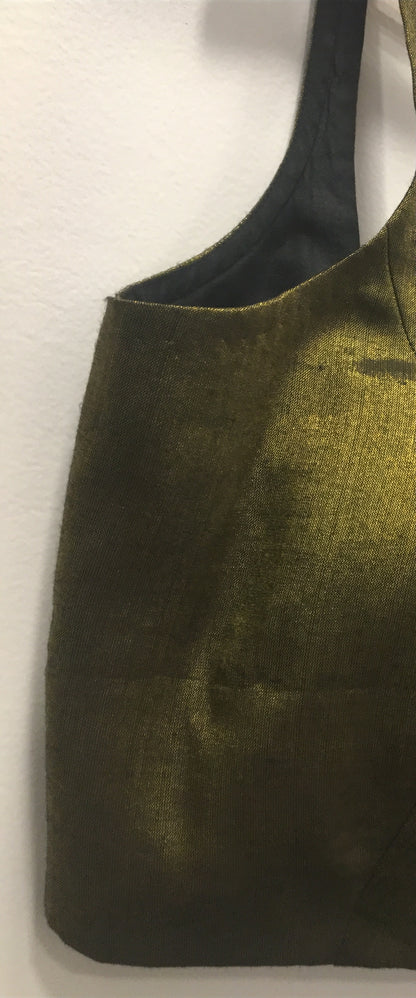 Tissue padded blouse