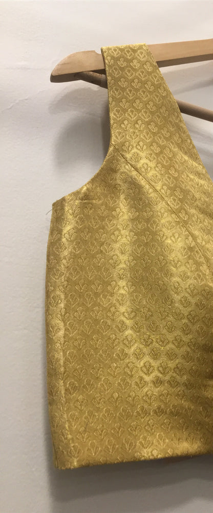 Princess cut with padded blouse