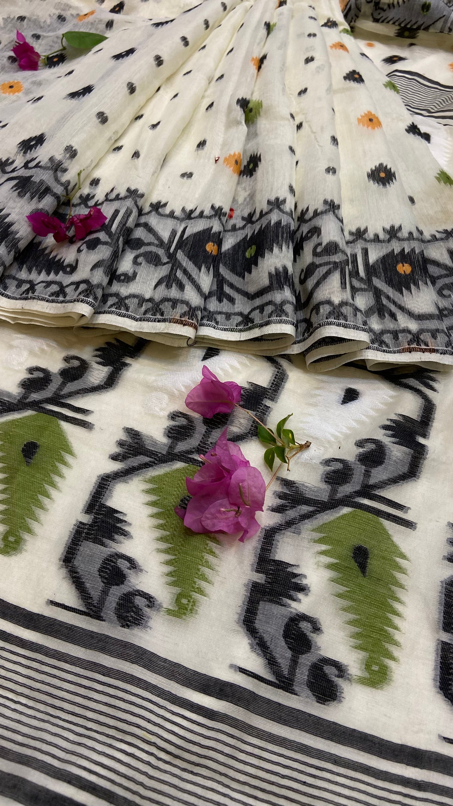 Soft Bengal cotton Jamdani saree