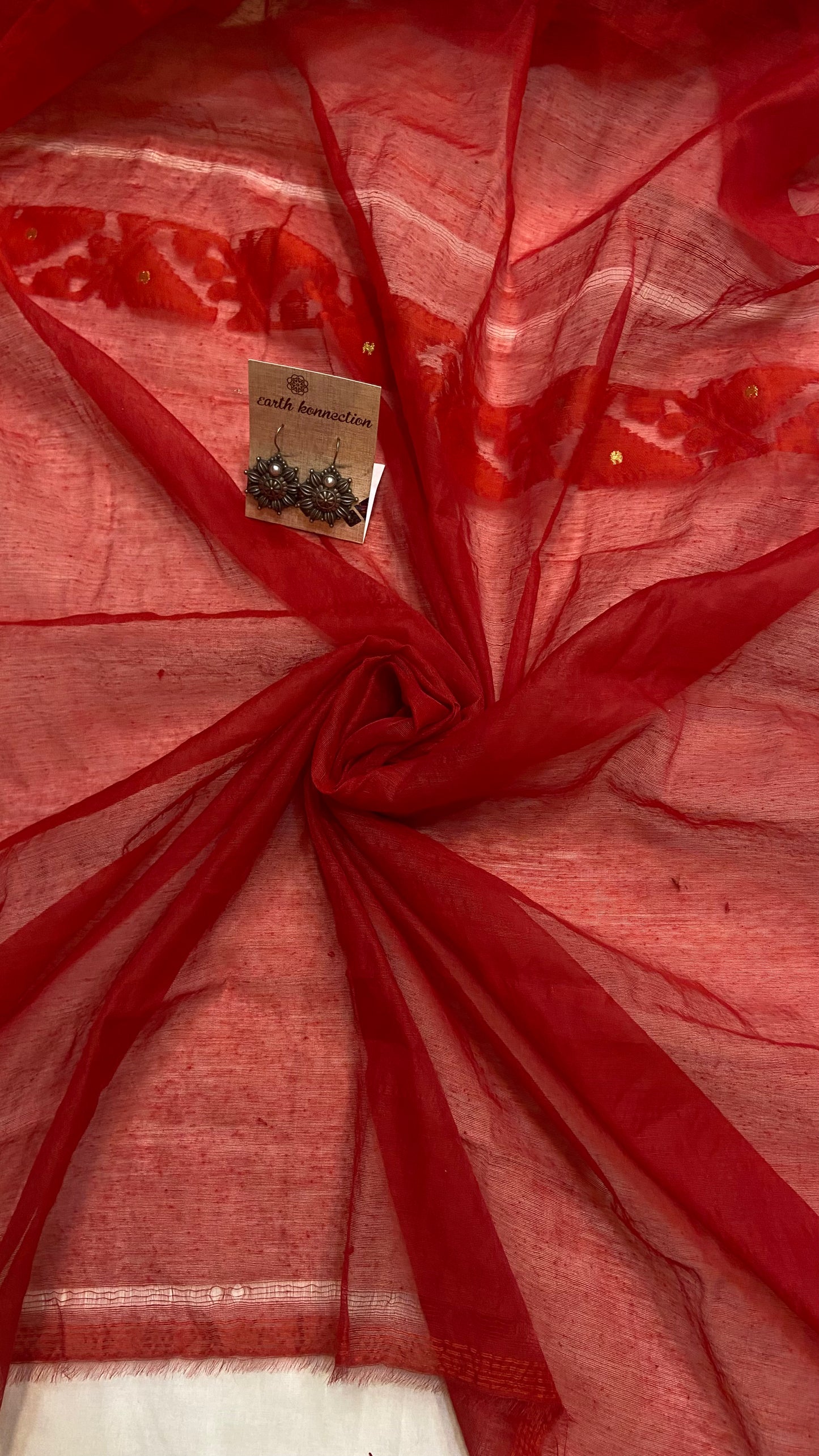 Soft Bengal cotton Jamdani saree