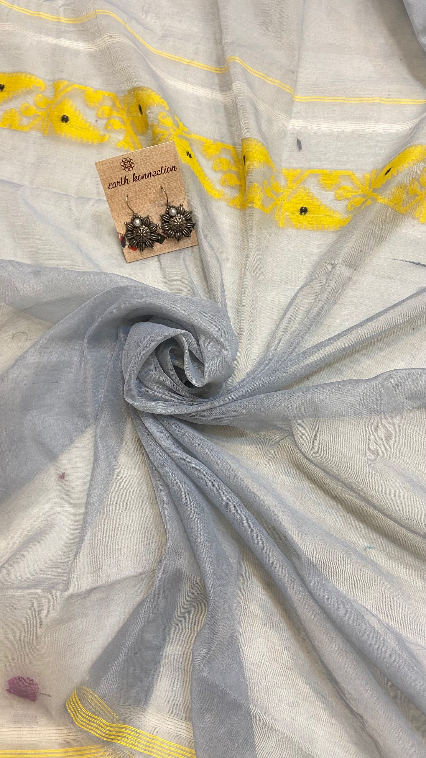 Soft Bengal cotton Jamdani saree