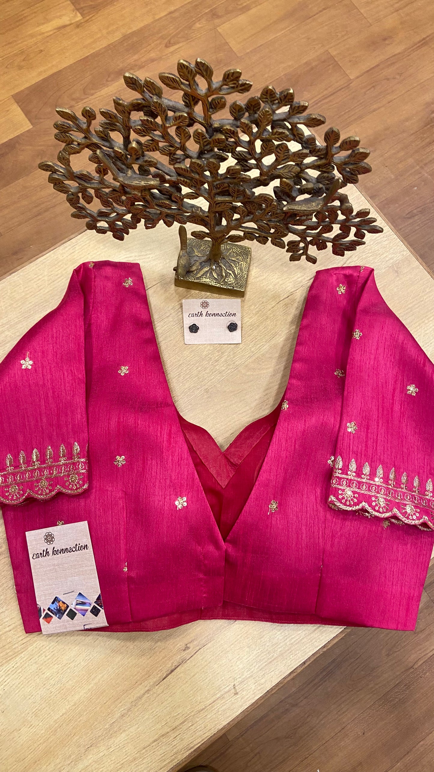 PRINCESS PADDED MATCHIN EMBROIDREY BLOUSE