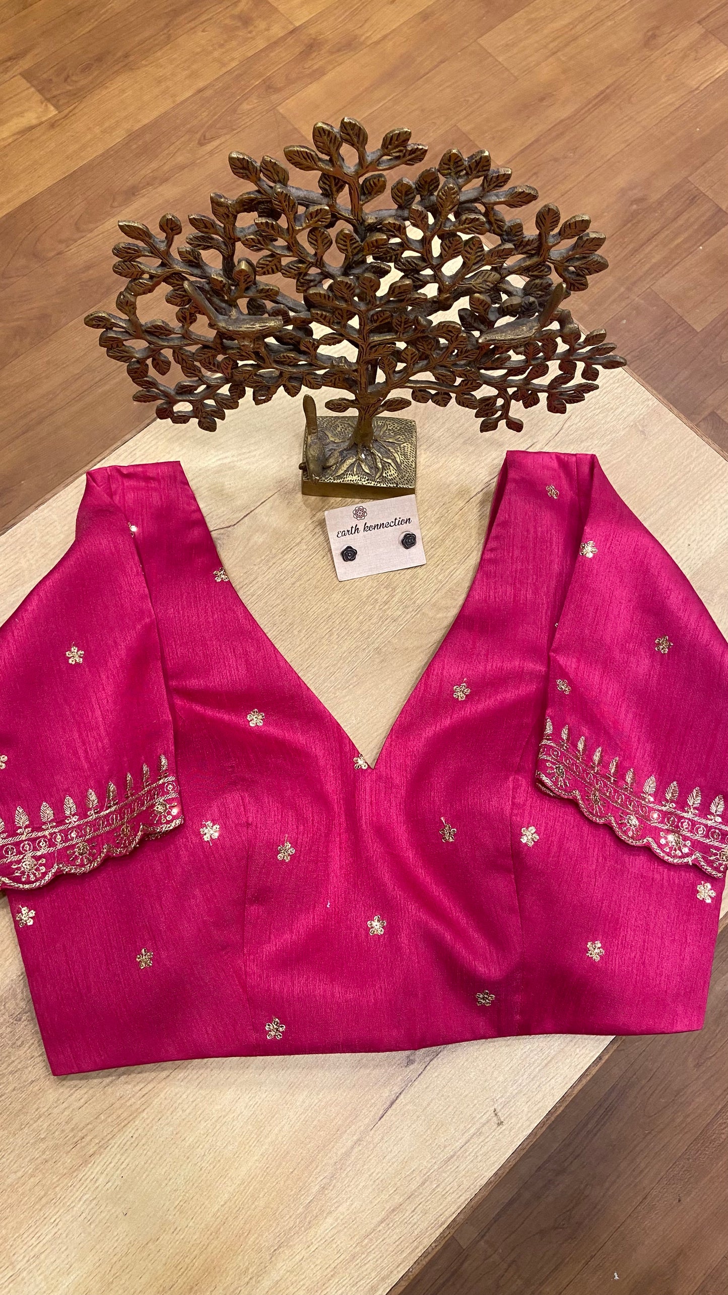 PRINCESS PADDED MATCHIN EMBROIDREY BLOUSE