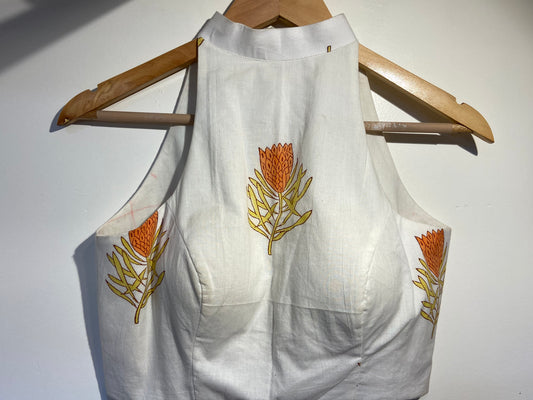 Halter neck princess cut padded blouse