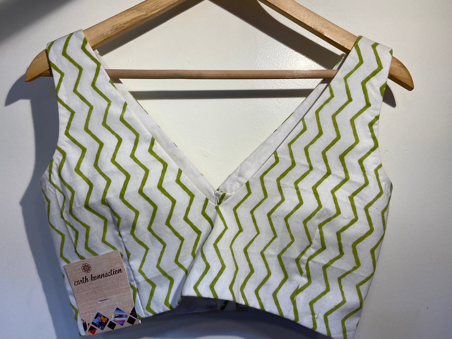 Princess cut  padded blouse