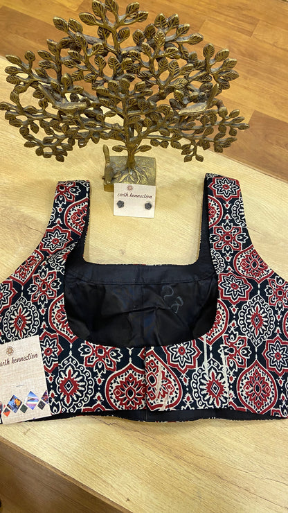PRINCESS PADDED BLOUSE