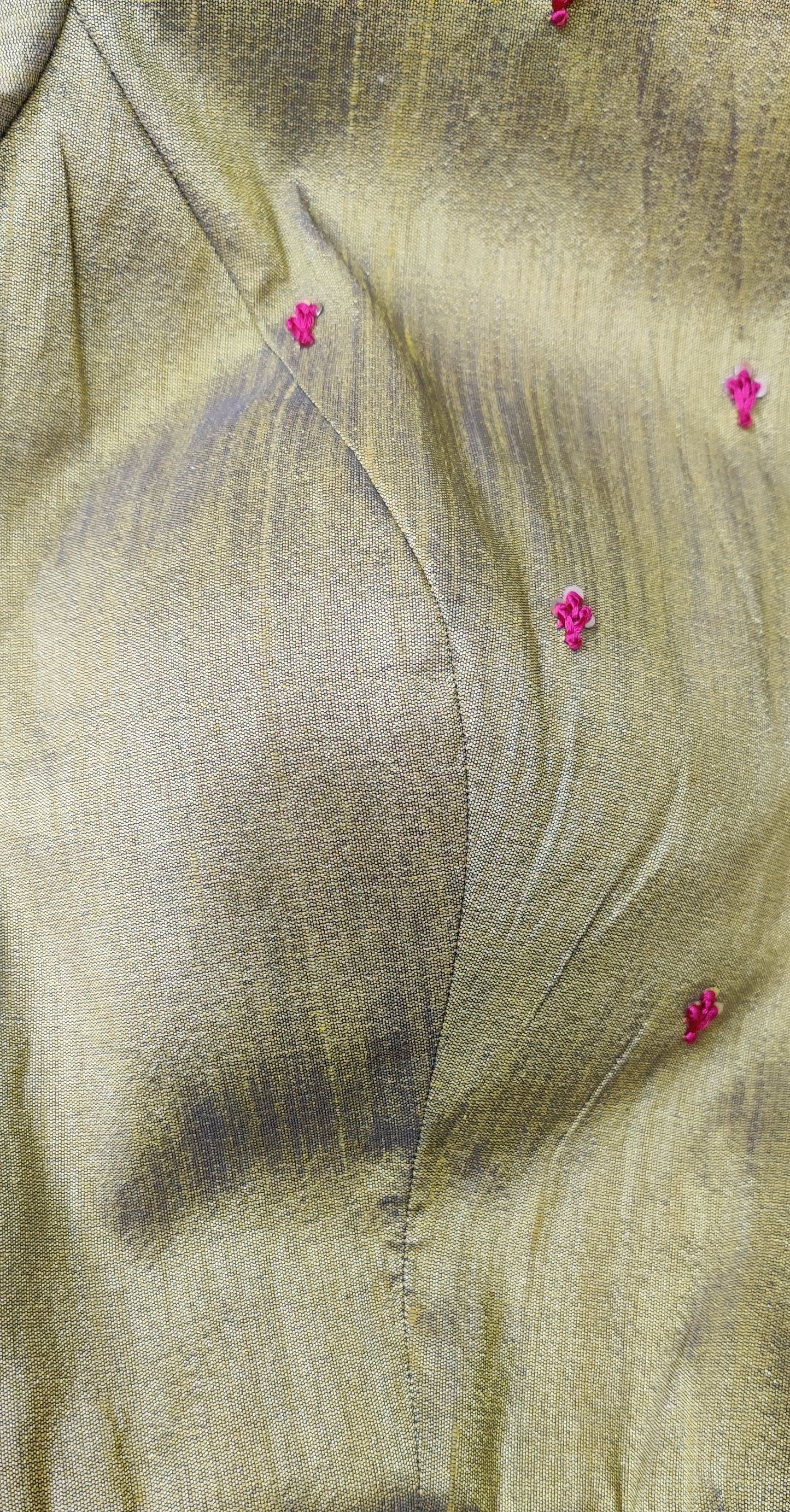 EMBROIDERY PADDED BLOUSE