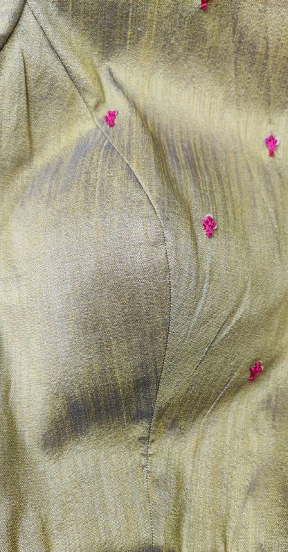 EMBROIDERY PADDED BLOUSE