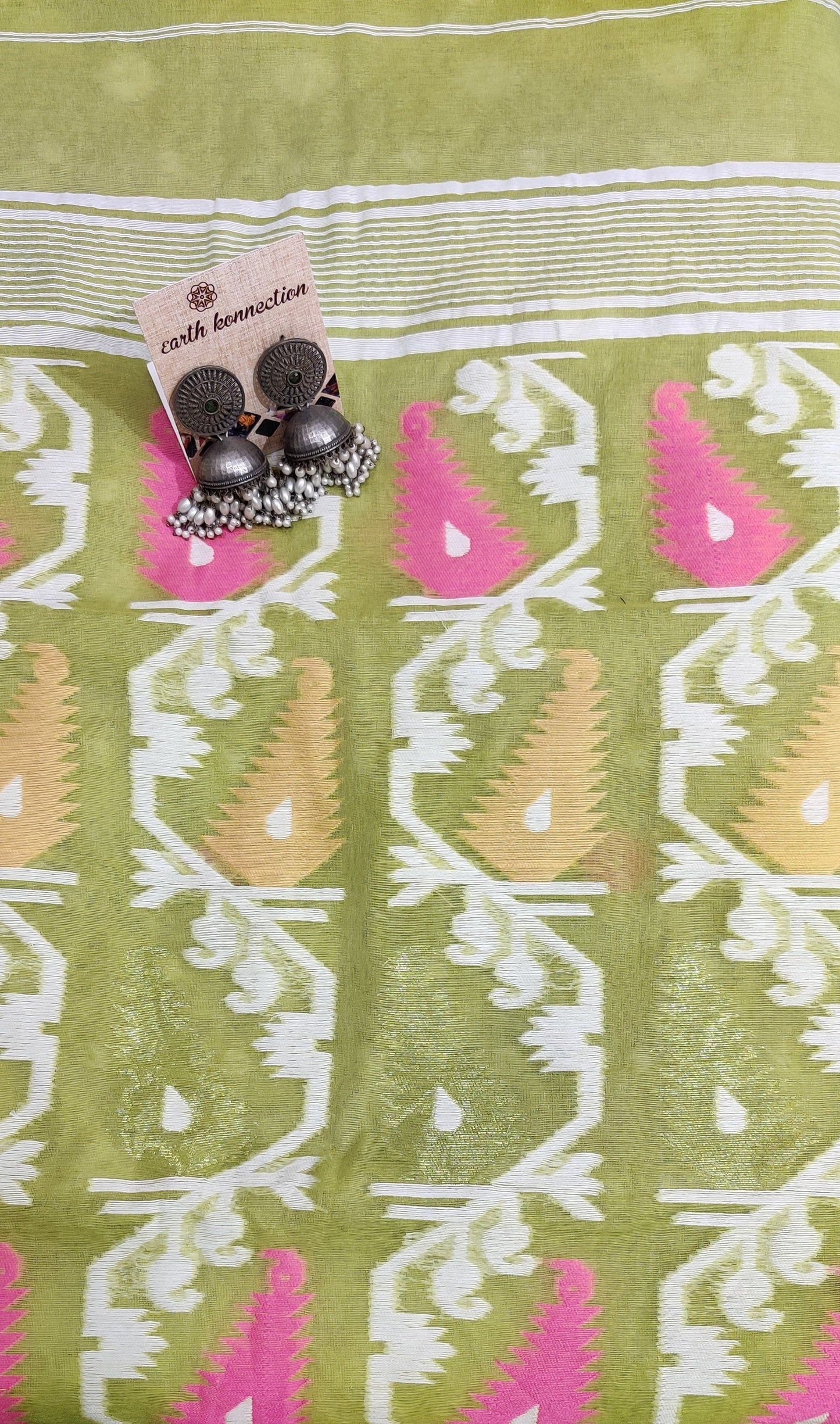 Soft Bengal cotton jamdani saree