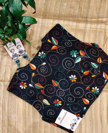 SLEEVELESS PADDED BLOUSE