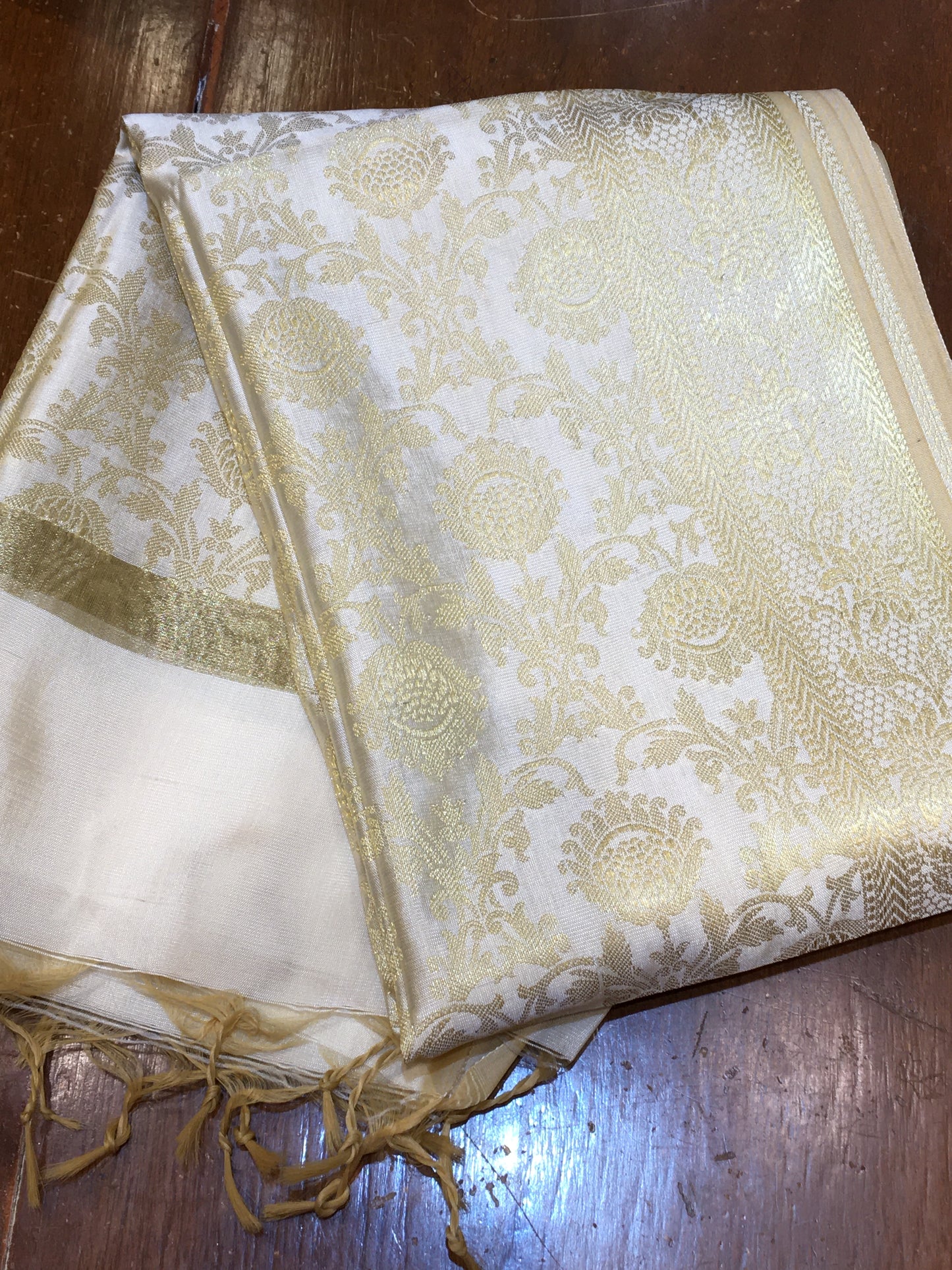 Banarasi dupatta
