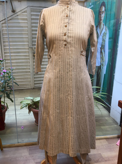 A line kurta