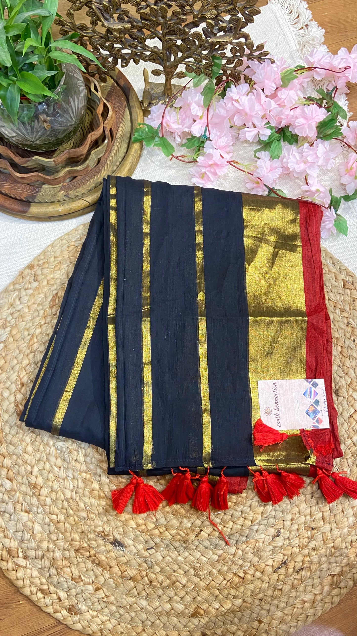 Mulmul Cotton saree