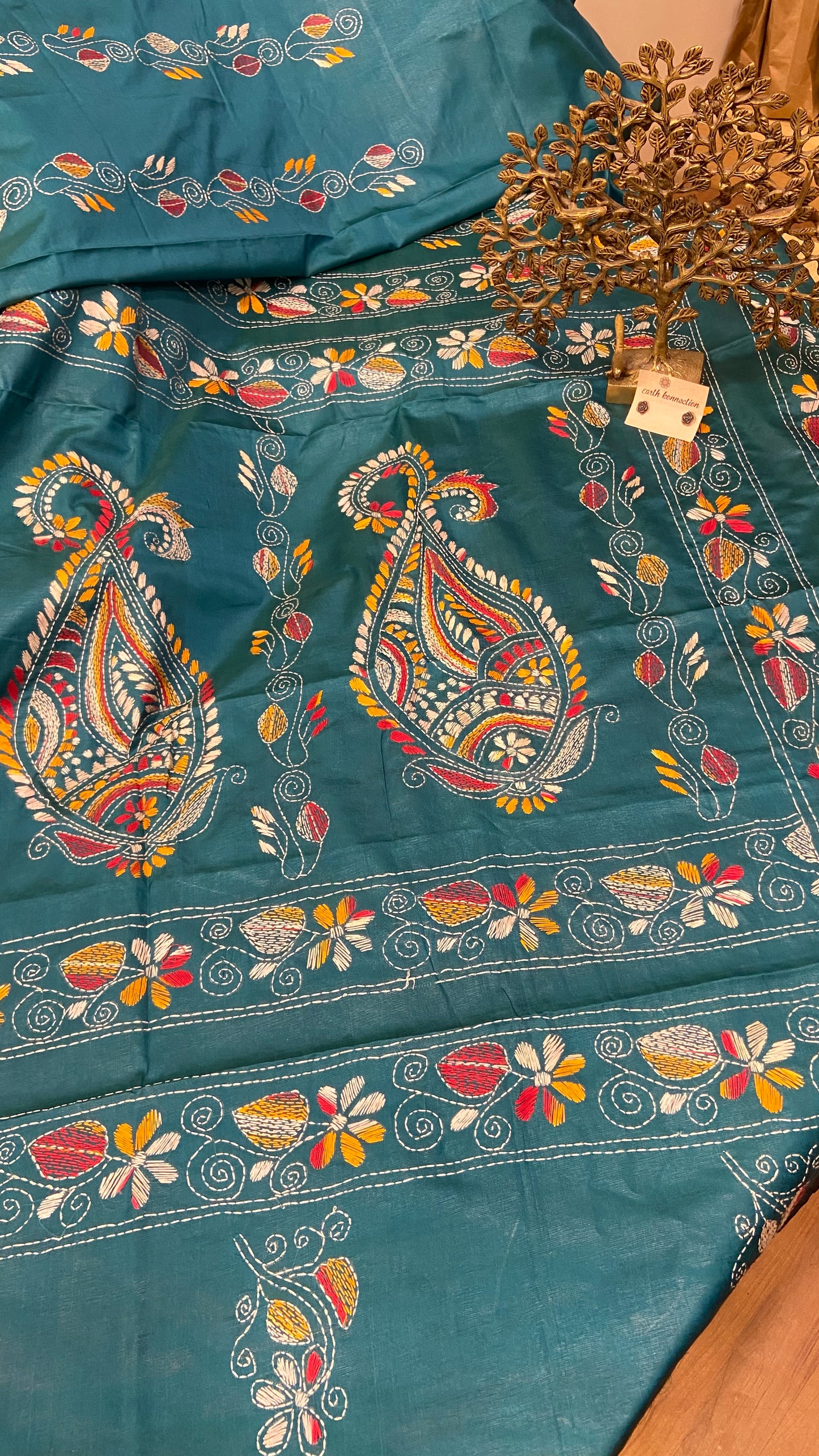 Hand embroidry kantha saree
