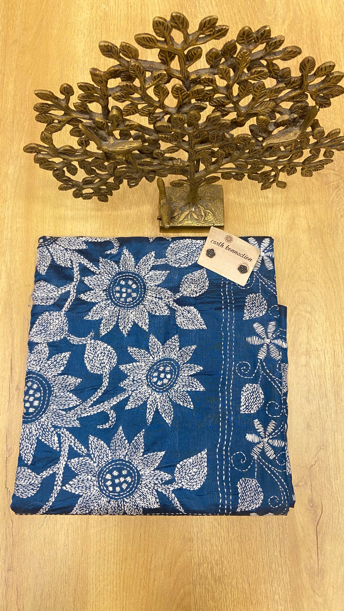 Hand Embroidery kantha saree