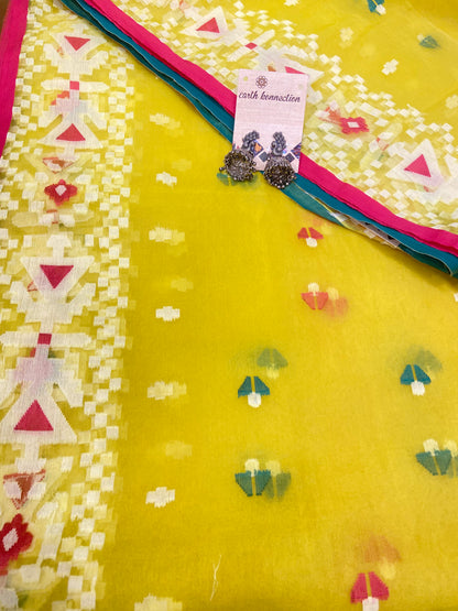 Muslin jamdani saree