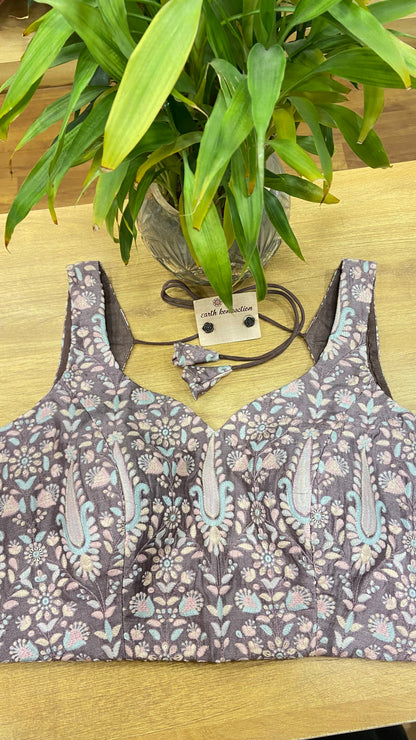 Machine embroidery blouse