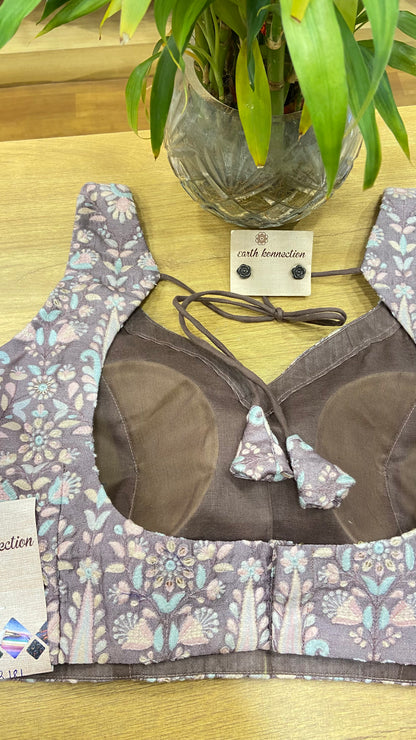 Machine embroidery blouse