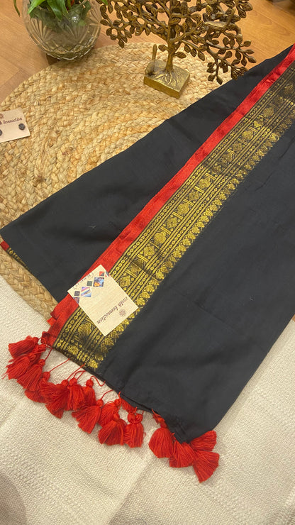 Mulmul Cotton saree