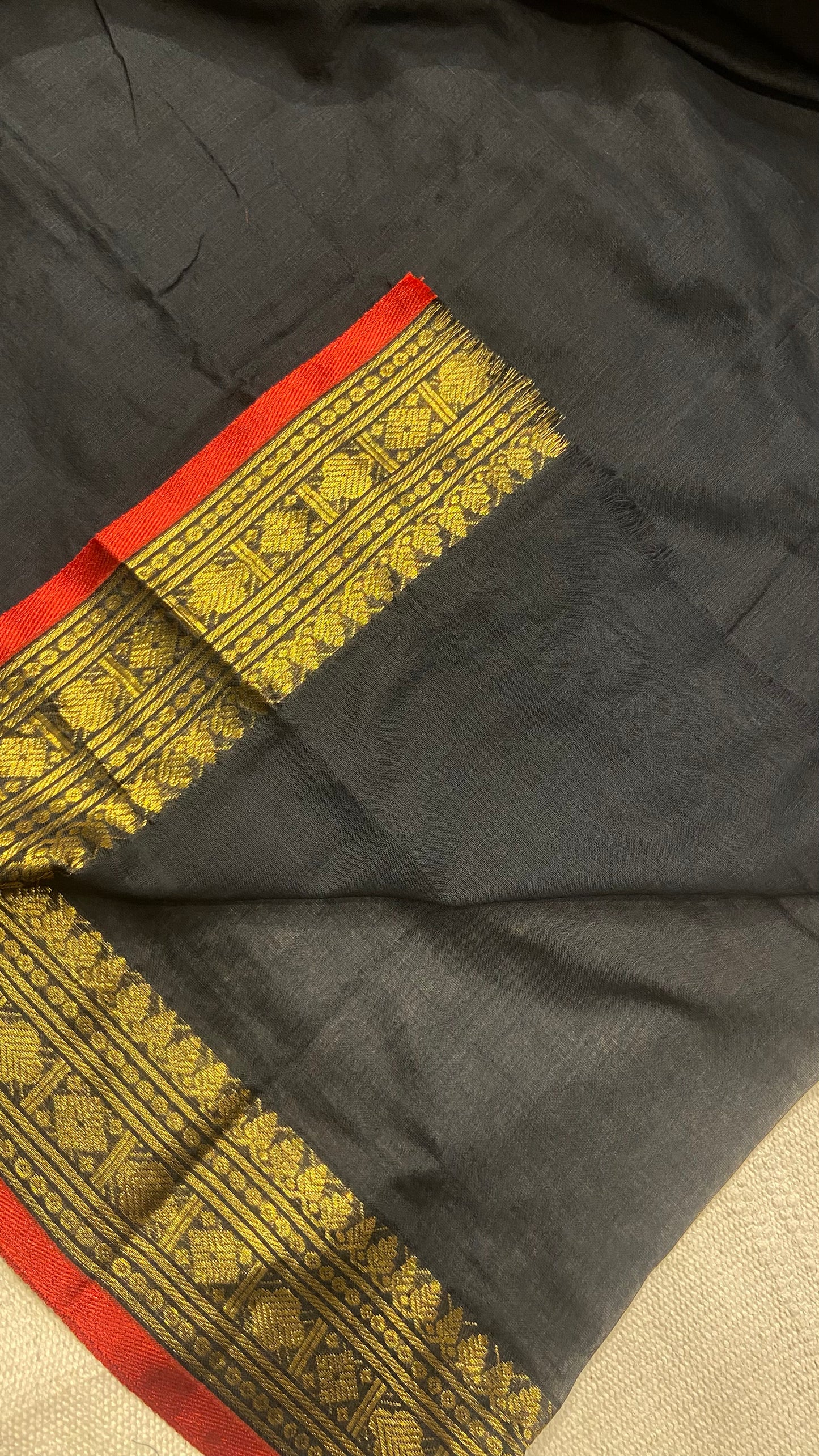 Mulmul Cotton saree