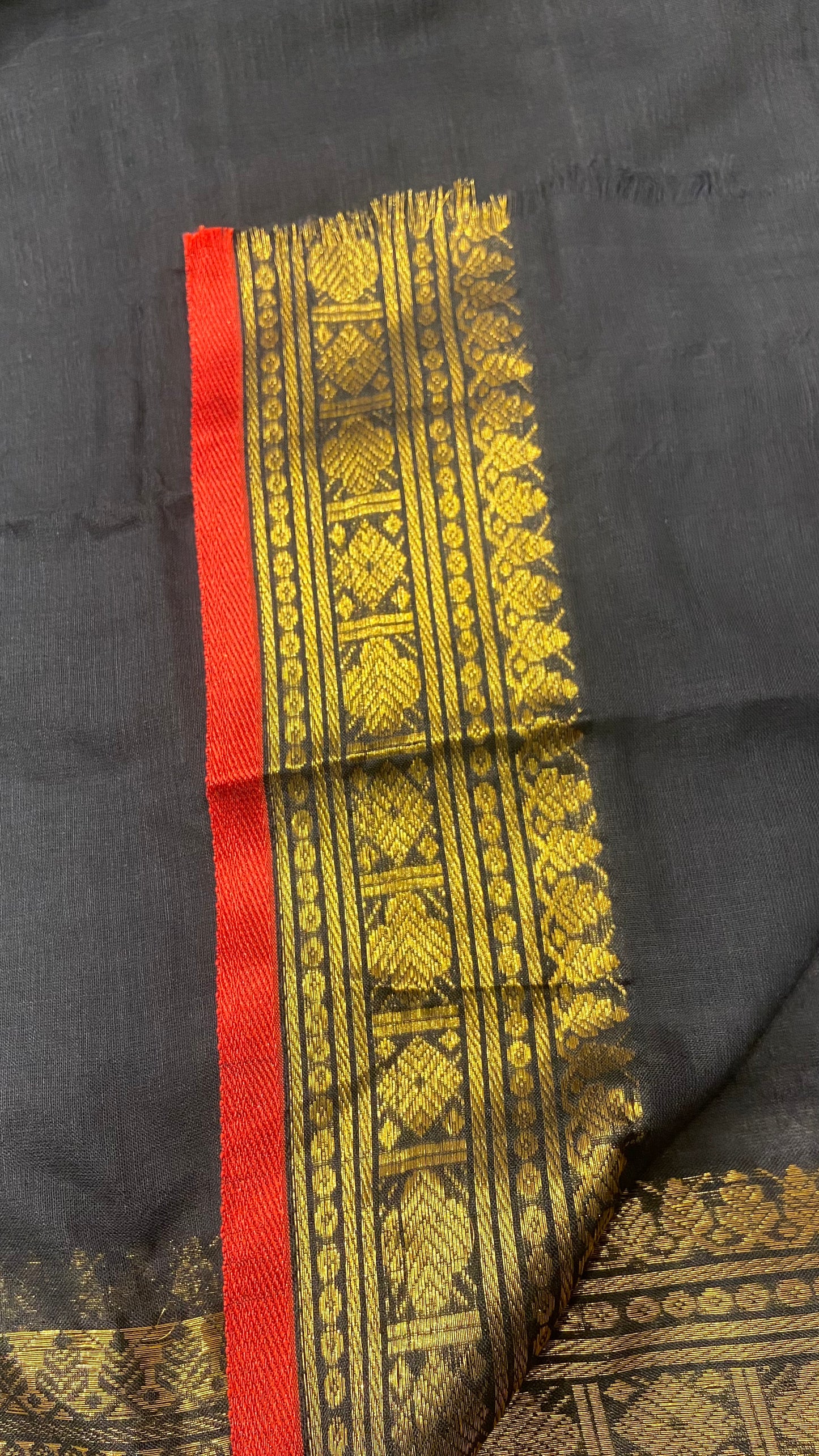 Mulmul Cotton saree