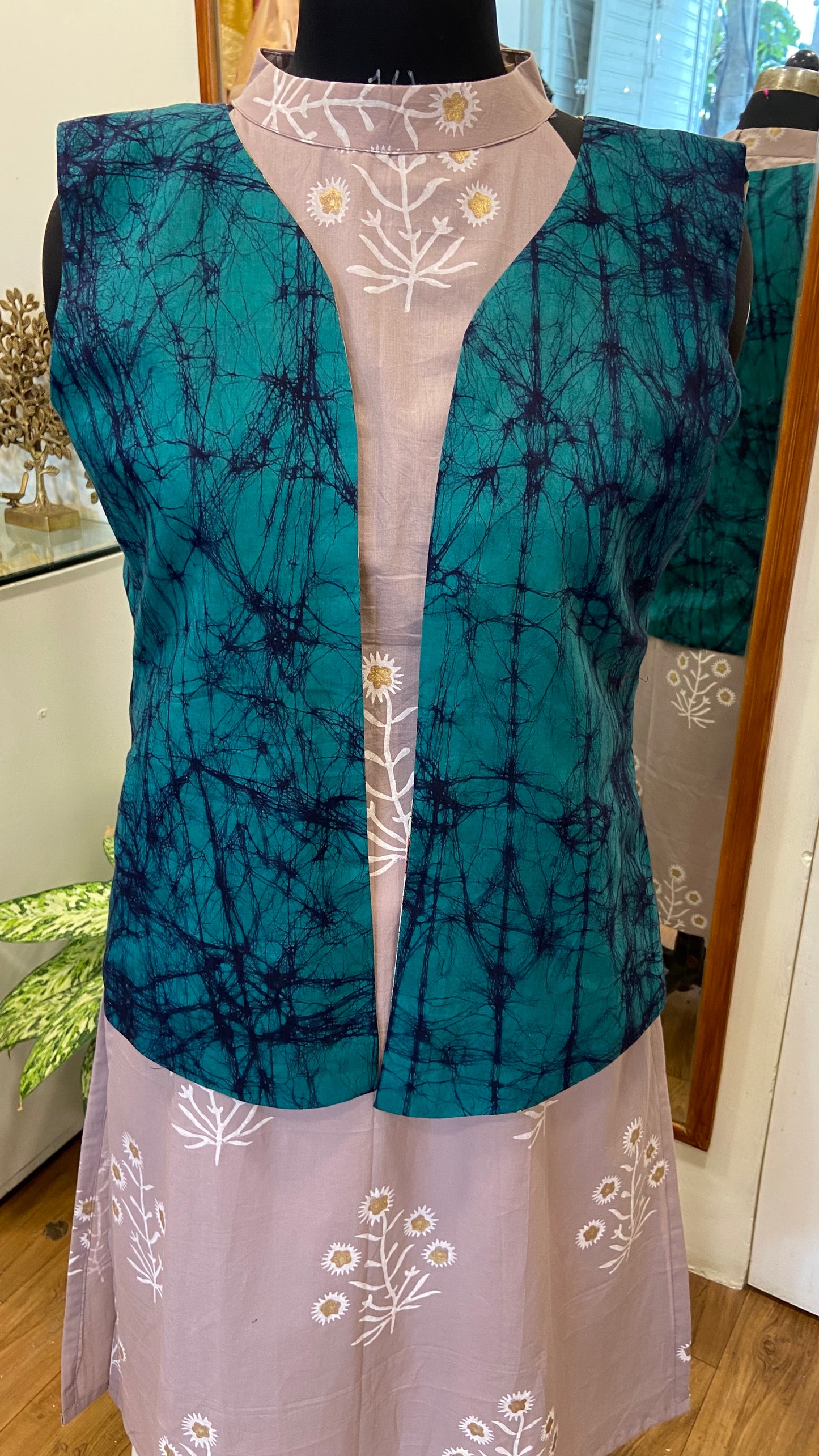 HALF REVERSIBLE JACKET