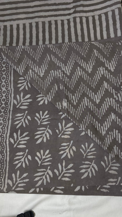 Mulmul Cotton saree