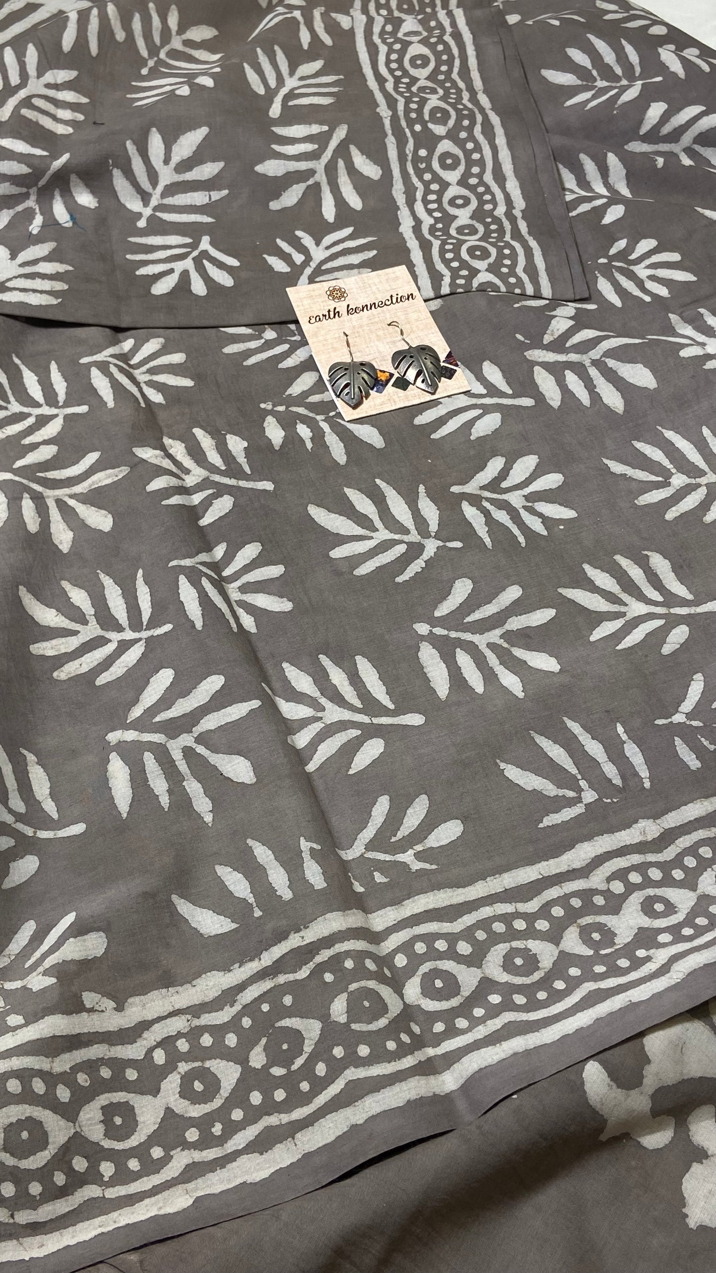 Mulmul Cotton saree