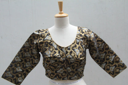 SIMPLE 4 DART BLOUSE