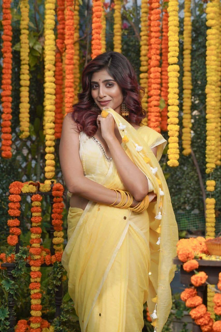 Mulmul Cotton saree