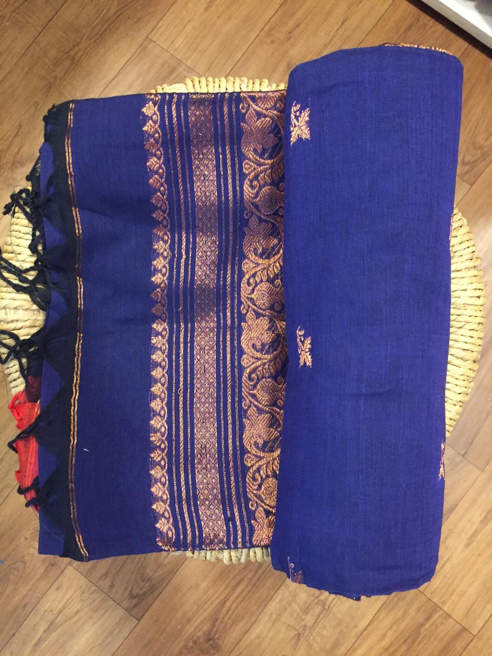 Allover Jari Buti Handloom Saree