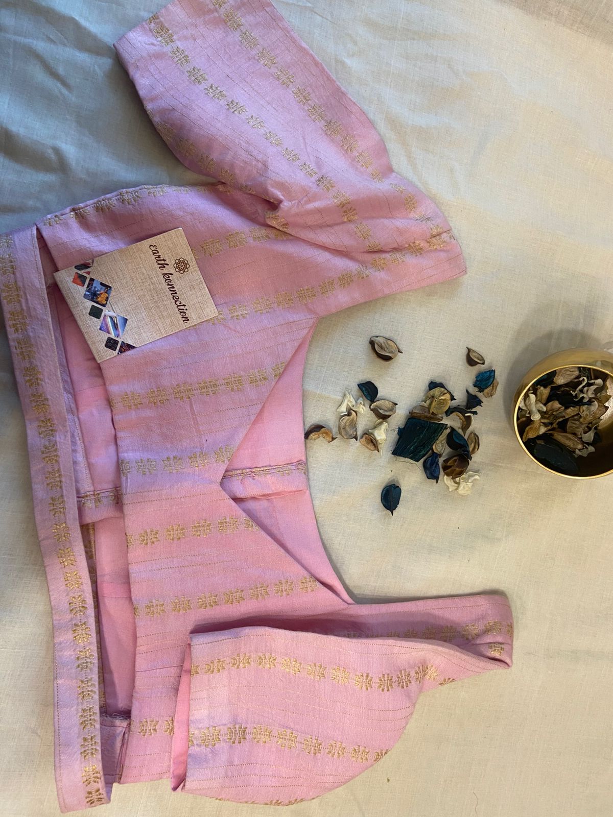 Non padded princess cut blouse